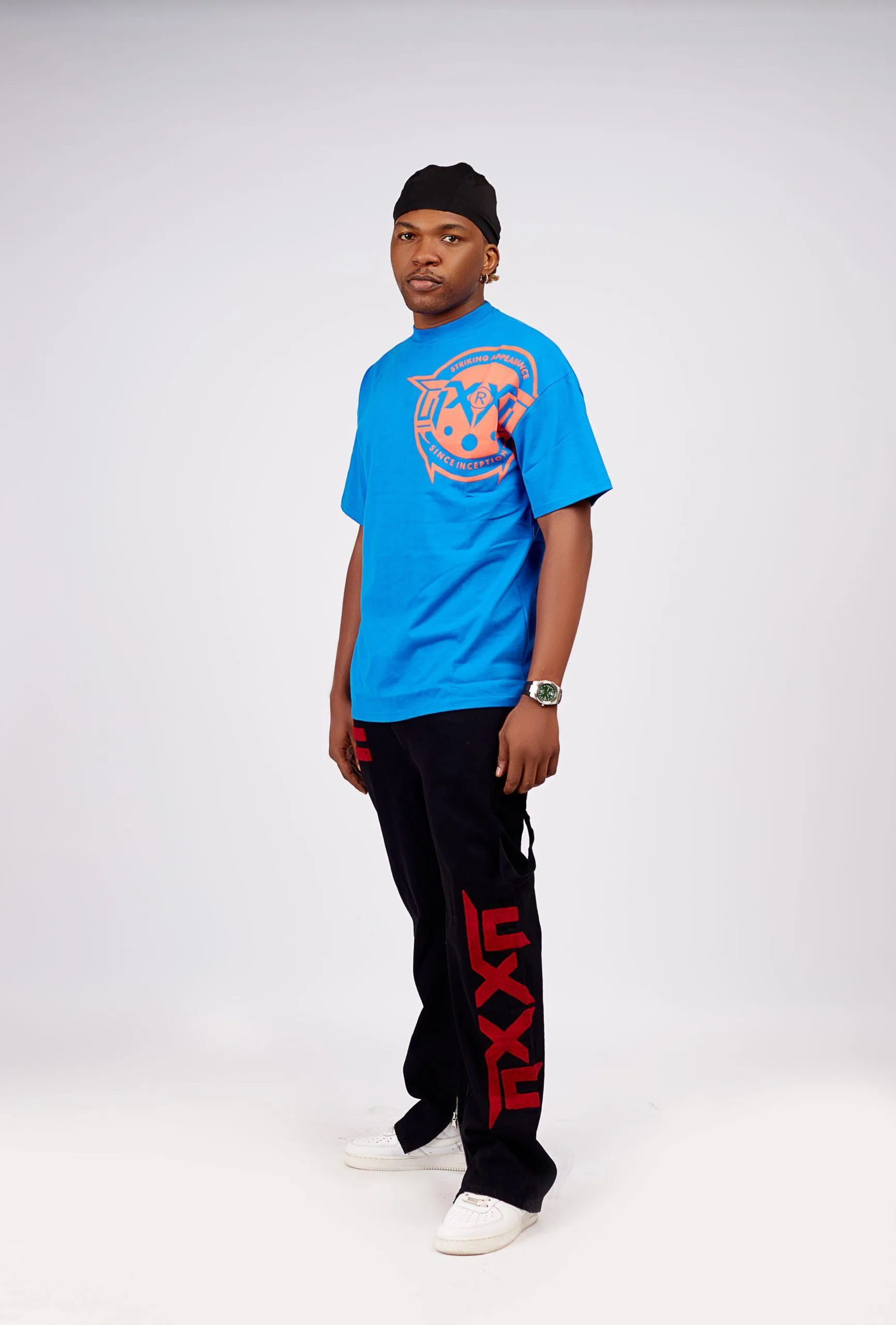 THE STRIKING APPEARANCE BLUE T-SHIRT - Image 4